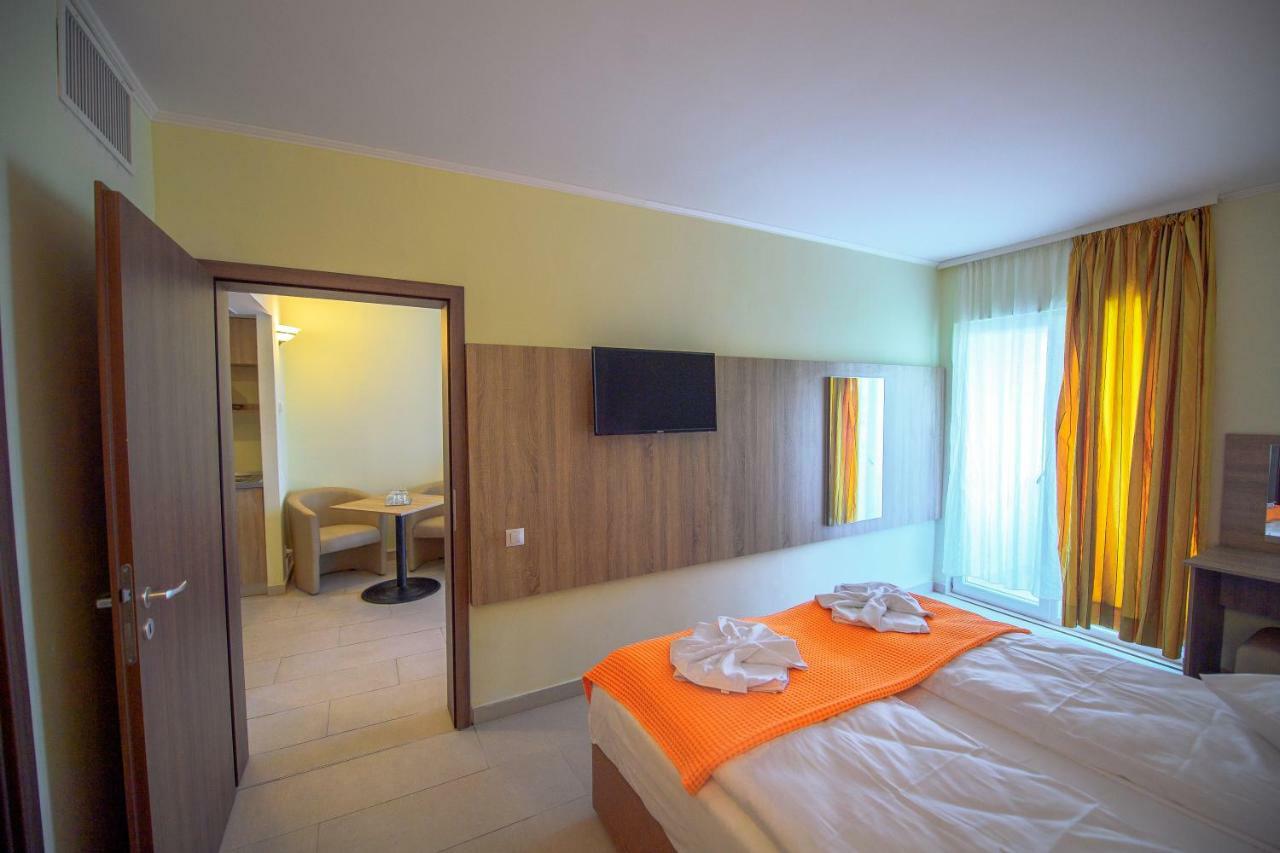 Hotel Piccadilly 마마이아 외부 사진